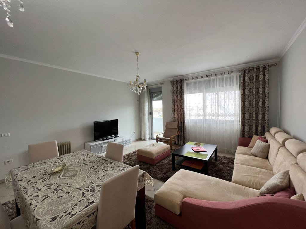 🏠 Apartment 3+1 on Kavaja Street