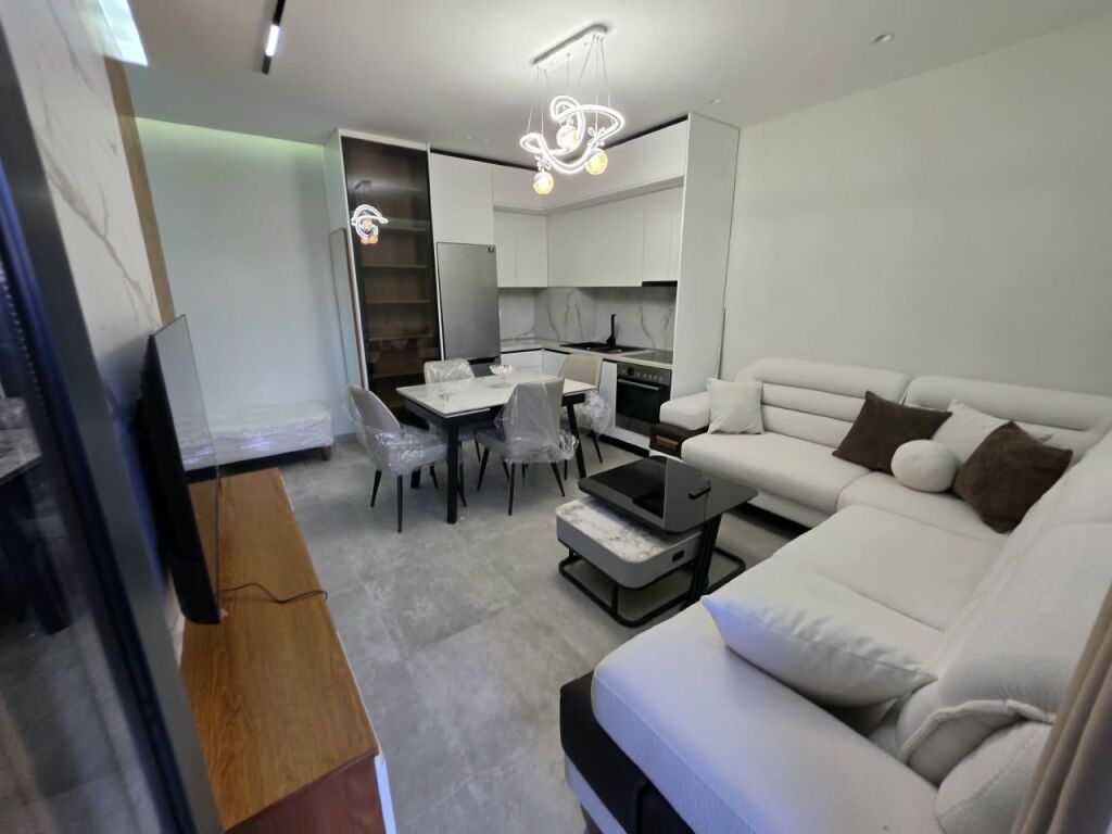 🏡 Apartament 1+1 me qera  📍 Rruga e Dibrës, pranë njësisë numër 8