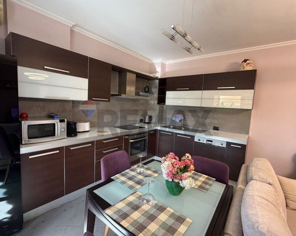 APARTAMENT 2+1 ME QIRA PRANË STADIUMIT AIR ALBANIA