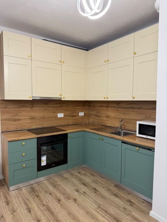 FOR RENT APARTMENT 1+1+PARKING SPACE AT COMPLEX E-88!