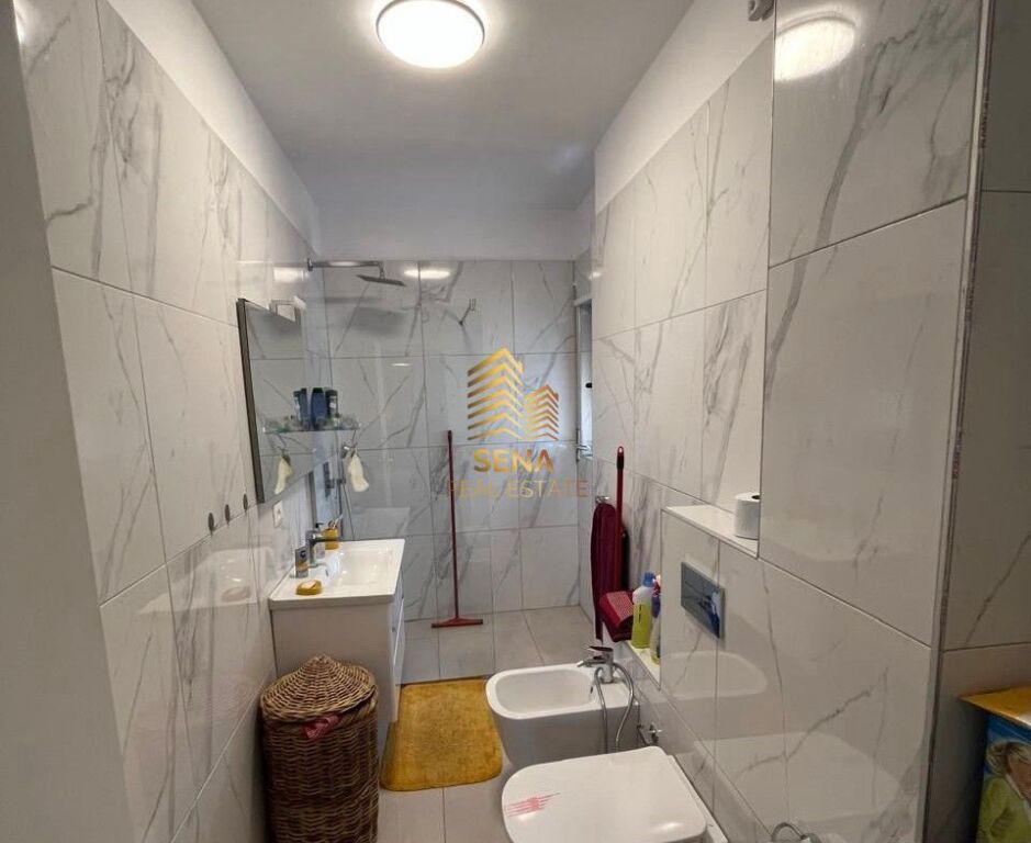 Shitet, Apartament 2+1+Blk, Rruga e Dibres, 215.000 Euro