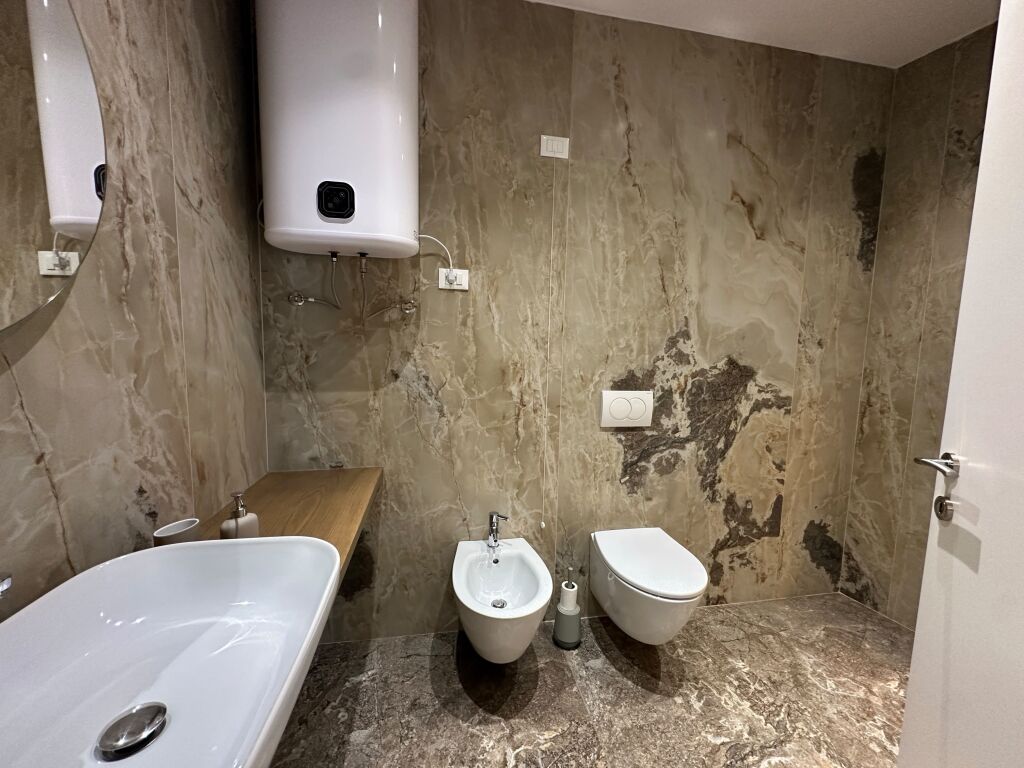 Affitto 2+1 Lux + posto auto, lake view residence