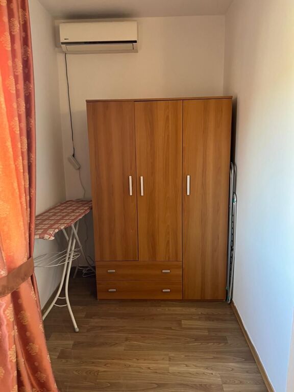 IN AFFITTO – APPARTAMENTO 2+1 📍 Super posizione – vicino alla Facoltà di Giurisprudenza di Tirana