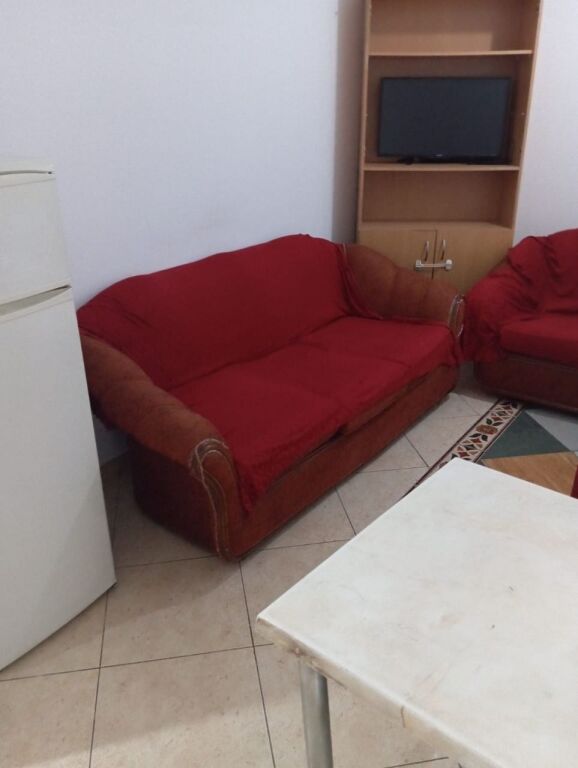 GARSONIERE 30,000 LEKE RRUGA JORDAN MISJA
