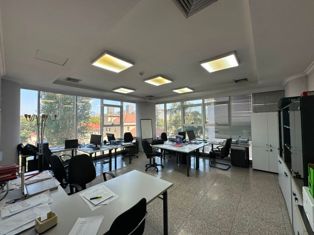 Affitto, Spazio per ufficio, Blloku, Tirana