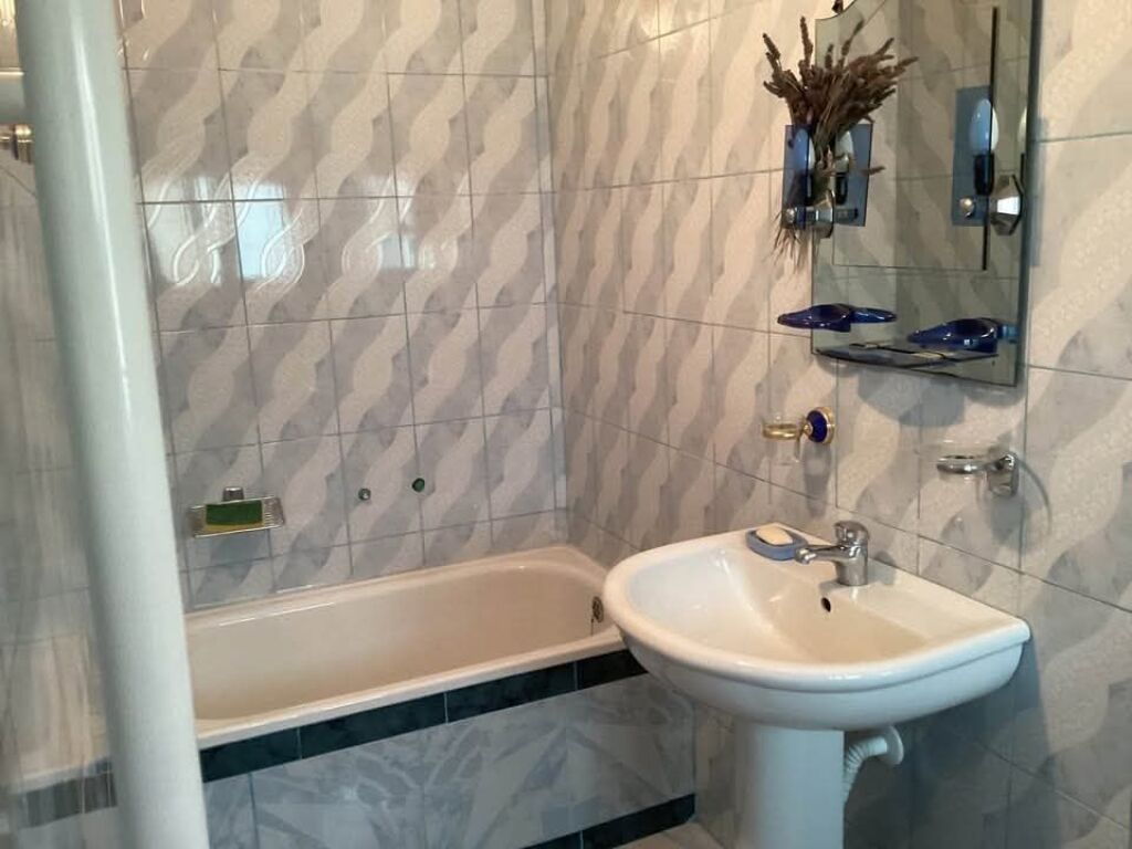 CASA IN AFFITTO 3+1+2 +PARCHEGGIO - VICINO ALLA CITTÀ STUDENTI