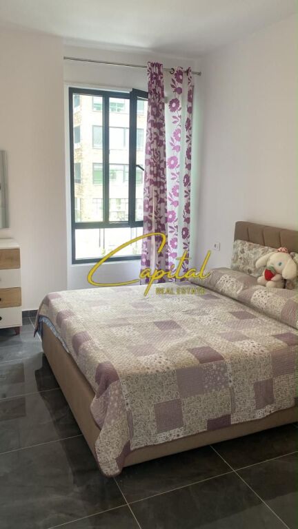 APARTAMENT ME QIRA 1+1 5 MAJI 50.000 LEKE