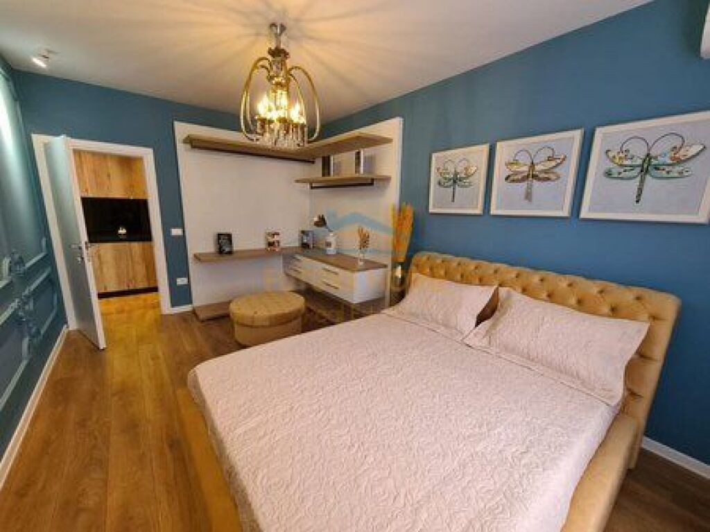 Qera, Apartament 1+1+Post Parkimi , Rruga e Kosovareve, Tirane