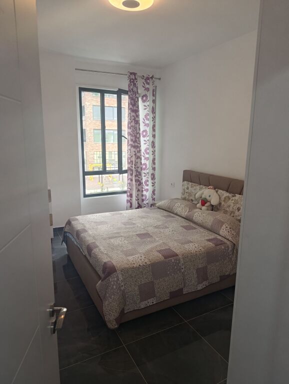 Rent | Apartament 1 + 1 | Rruga 5 Maji | 500 €/month