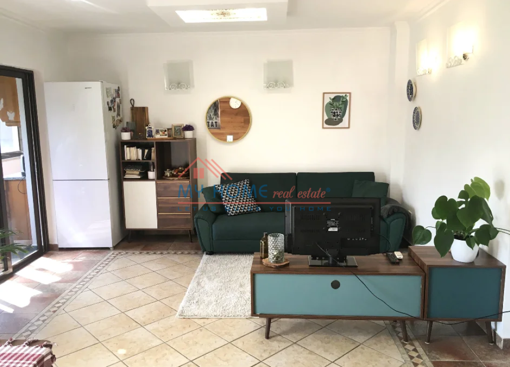 Appartamento 2+1 in affitto in Via Durazzo a Tirana
