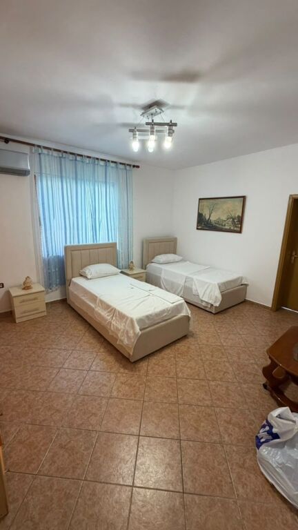FOR RENT APARTMENT 3+1 AREA VILA E ZOGUT, DURRES