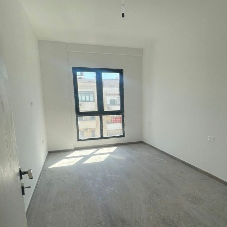 Ambient zyre me qira te Square 21