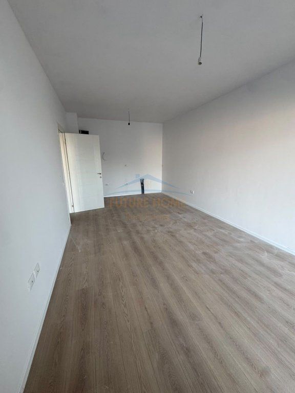 Shitet Apartament 1+1, Kompleksi ASL 2, Xhamllik