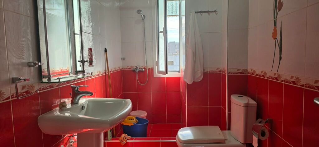 Apartament 1+1 per shitje Varri i Bamit pasticeri Lika !