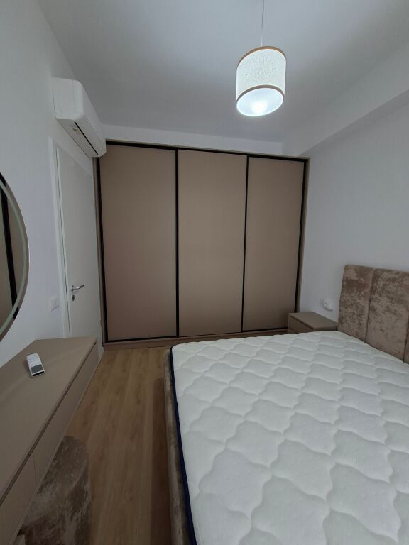 Jepet Apartament 1+1 me qera, ne zonen e Ali Demit ,tek Rezidenca Kadiu