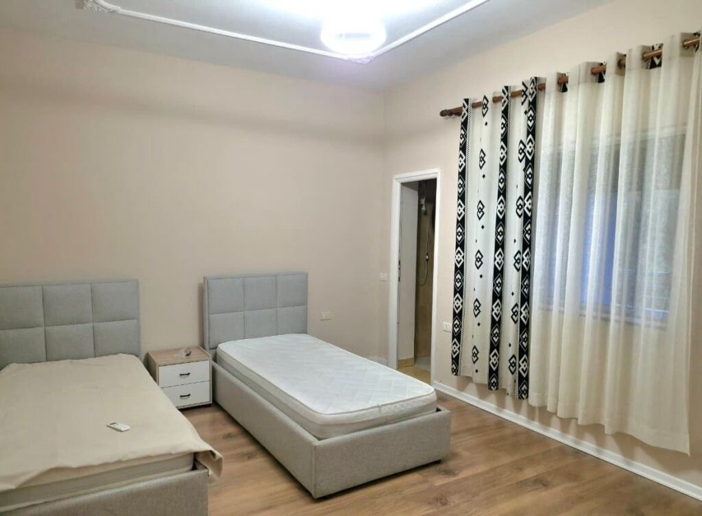 Affitto | Apartament 3 + 1 | Ish Fusha Aviacionit 750 €/mese