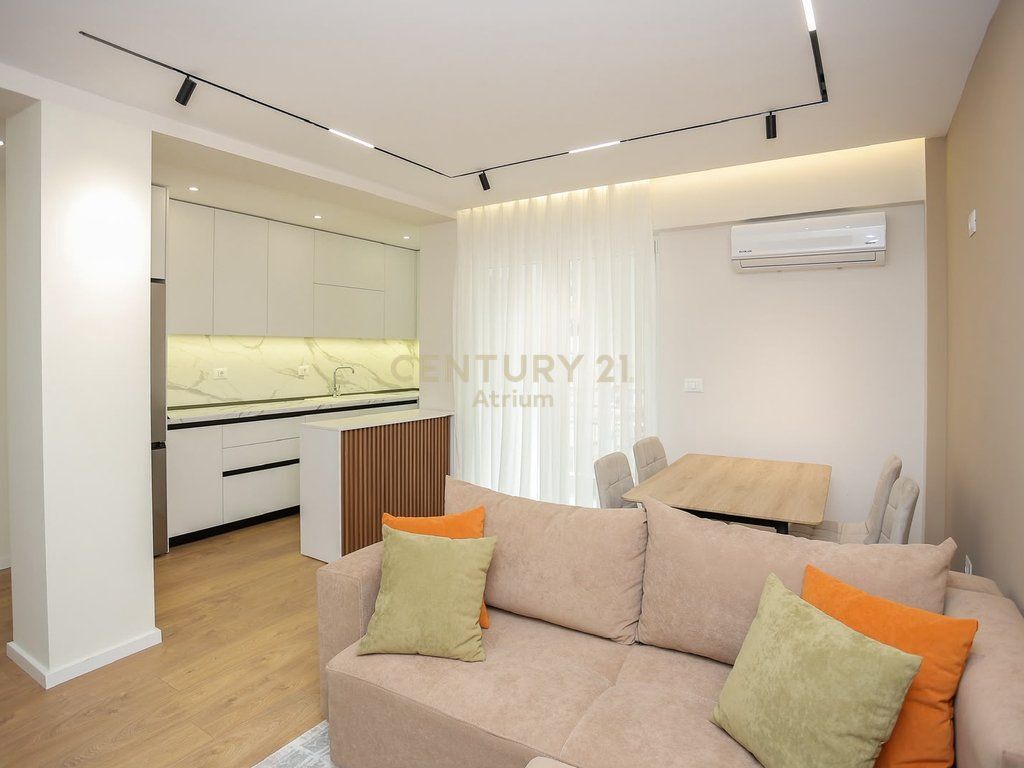 SHITET APARTAMENT 1+1 TEK MYSLYM SHYRI!