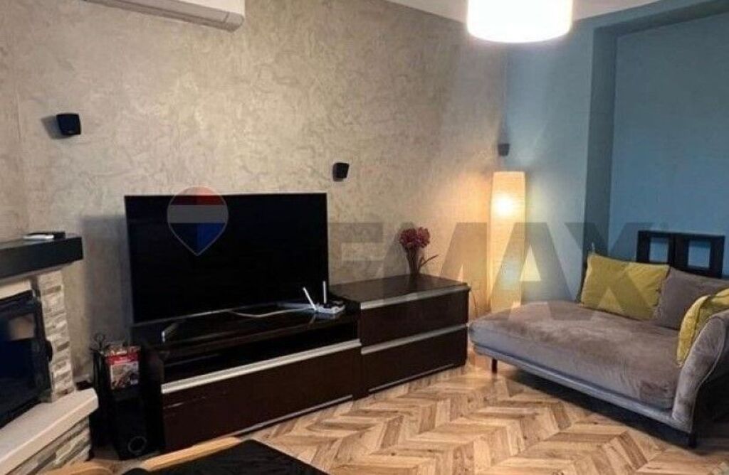 Shitet apartament 2+1+2 tek Zogu i Zi  ID:530201042-217