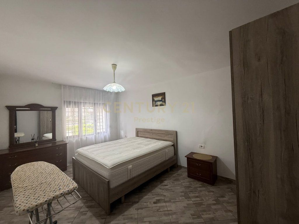 Shitet 2+1 ne Xhamllik, Tirane - 160'000 EURO