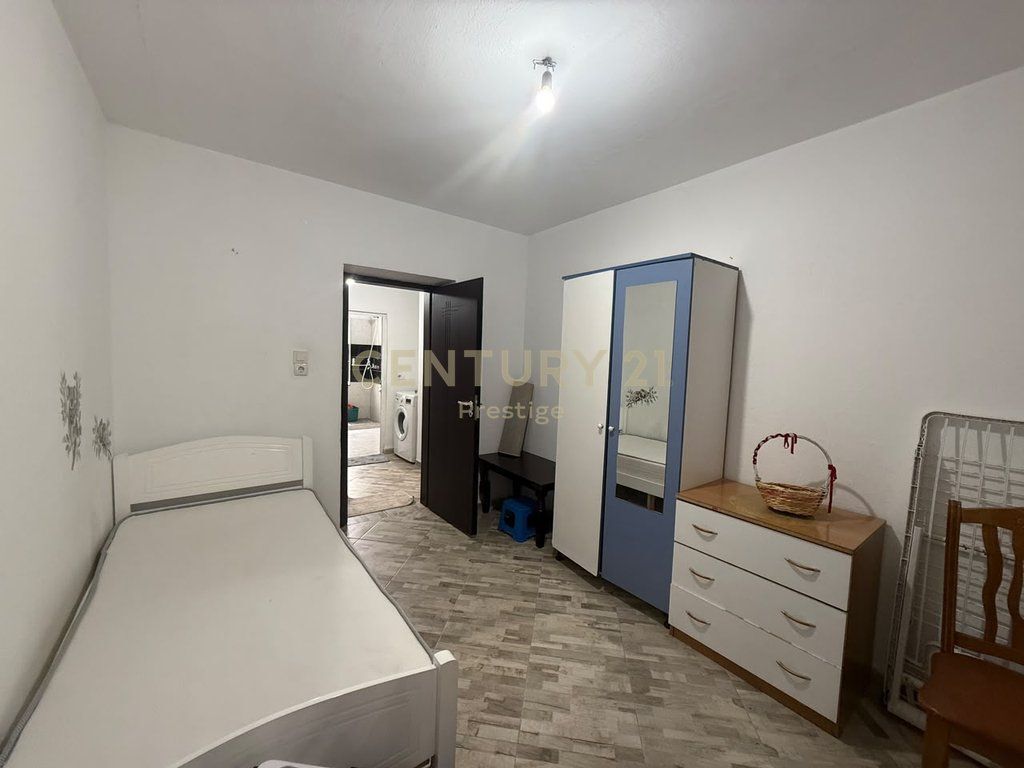 Shitet 2+1 ne Xhamllik, Tirane - 160'000 EURO