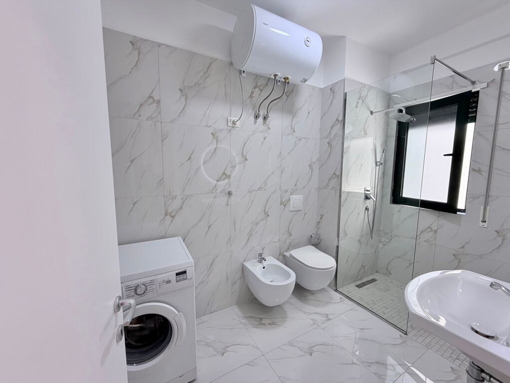 📣 QERA Apartament 1+1 📍 Green City Residence, Prane Unazes Se Re, Astir ✨