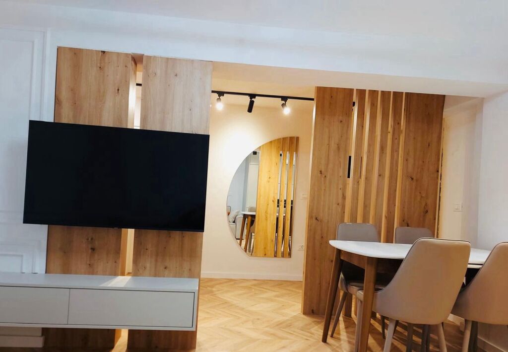 Qera | Vilë 2 + 1 | Tregu Elektrik | 700 €/muaj