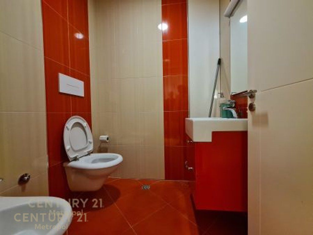 APPARTAMENTO DI LUSSO IN AFFITTO 2+1+3 BAGNI+posto auto, PROCURA GENERALE!
