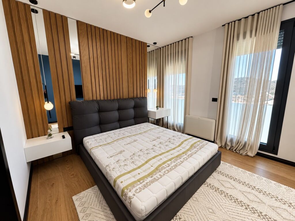 Rent 3+2 lux + 2 parking , Teg