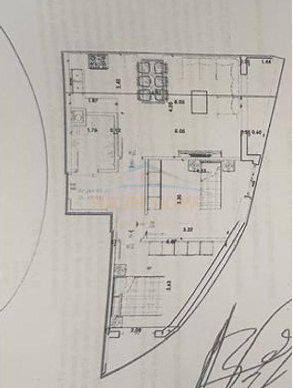 Shitet, Apartament 2+1, Yzberisht, Tiranë.