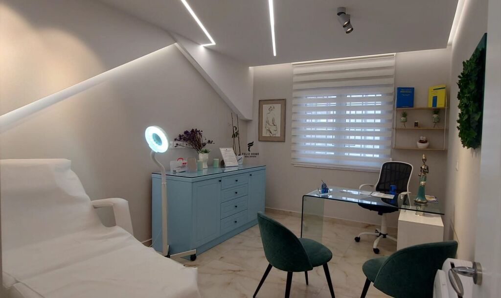 SHOP FOR RENT 70 M2 CENTER 1,700 EURO FH-92971