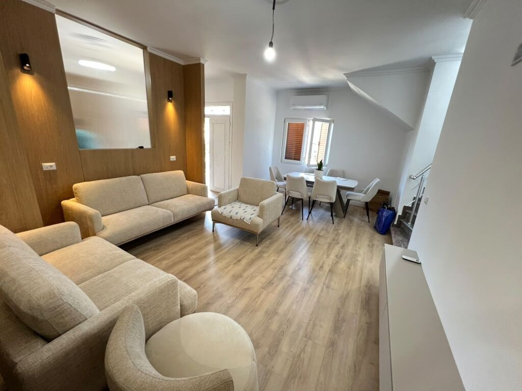 4-Storey Villa For Rent In Shkoze (ID BV22658) Tirana