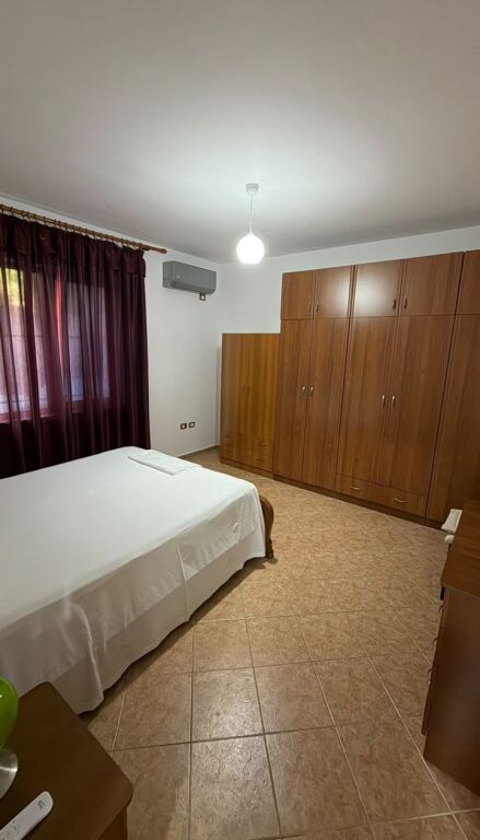 FOR RENT APARTMENT 3+1 AREA VILA E ZOGUT, DURRES