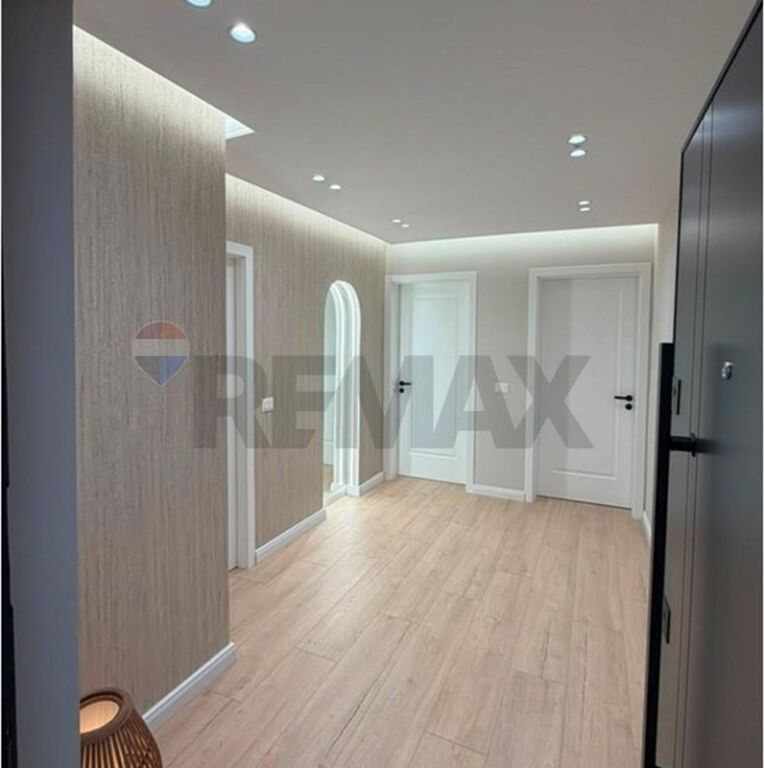 Condominio/Appartamento - In Vendita - Rruga Margarita Tutulani, Tiranë