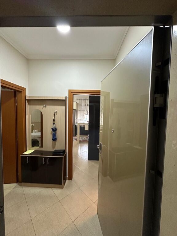 JEPET ME QIRA APARTAMENT 1+1 – RRUGA BOGDANËVE