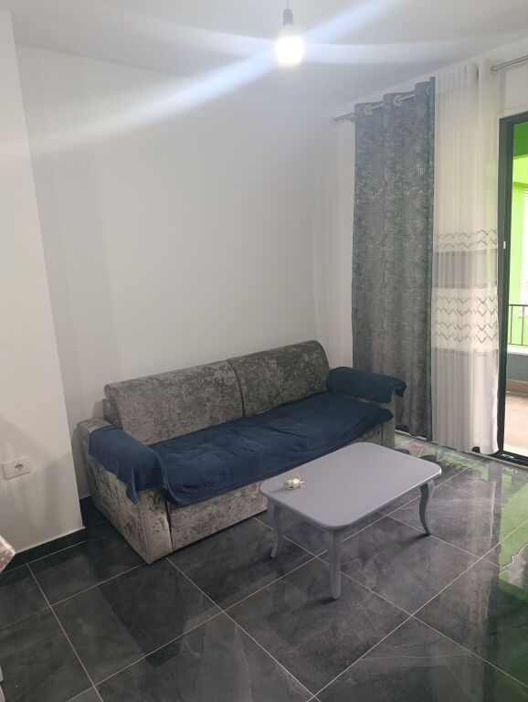 Rent | Apartament 1 + 1 | Rruga 5 Maji | 500 €/month