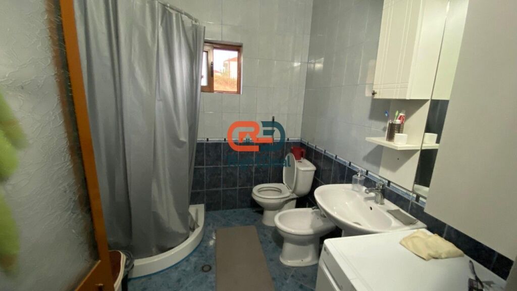 Ne Sauk, Shitet Shtepi Private Ideale Per Banim!!