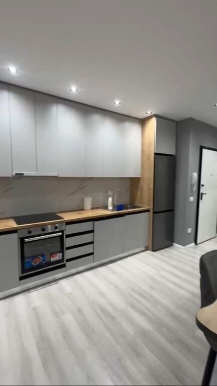 Shitet Apartament 2+1+2 i mobiluar tek ish fusha e aviacionit