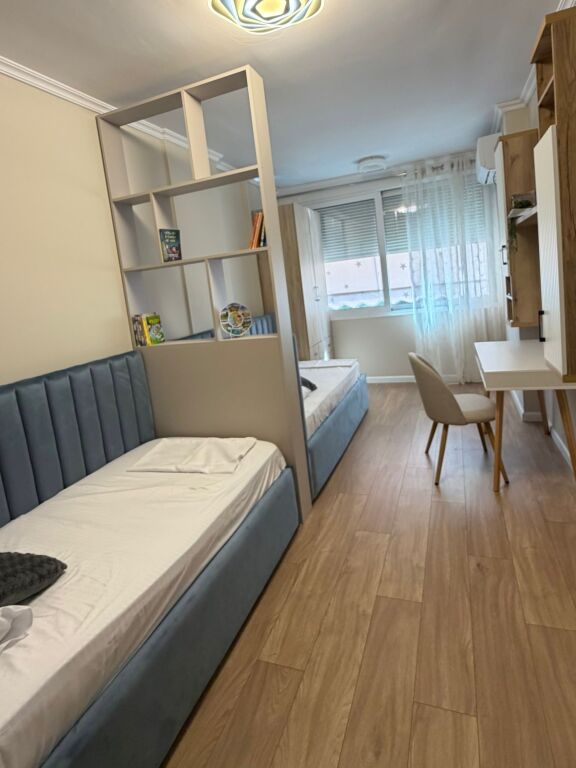 Jepet me qera 2+1 tek Stadiumi Air Albania