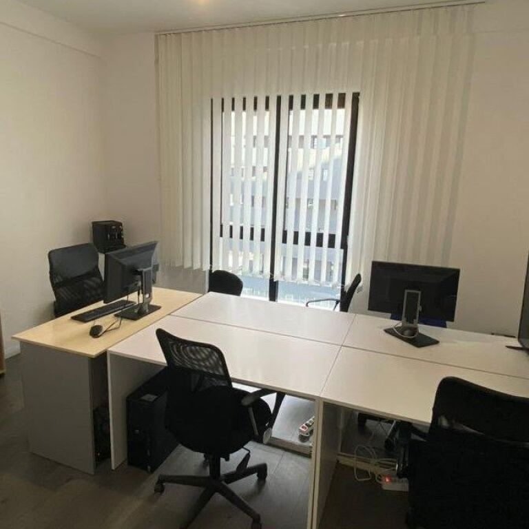 🏢 JEPET ZYRË ME QIRA – SQUARE 21 | ARLIS CONSTRUCTION