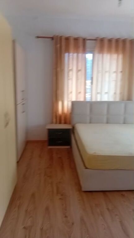 Qera | Shtëpi private 3 + 1 | Rruga Jordan Misja | 550 €/muaj