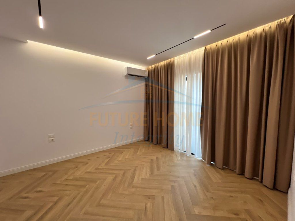 For rent, 2-Storey Villa+3 Parking Spaces, Old Sauk, Tirana.