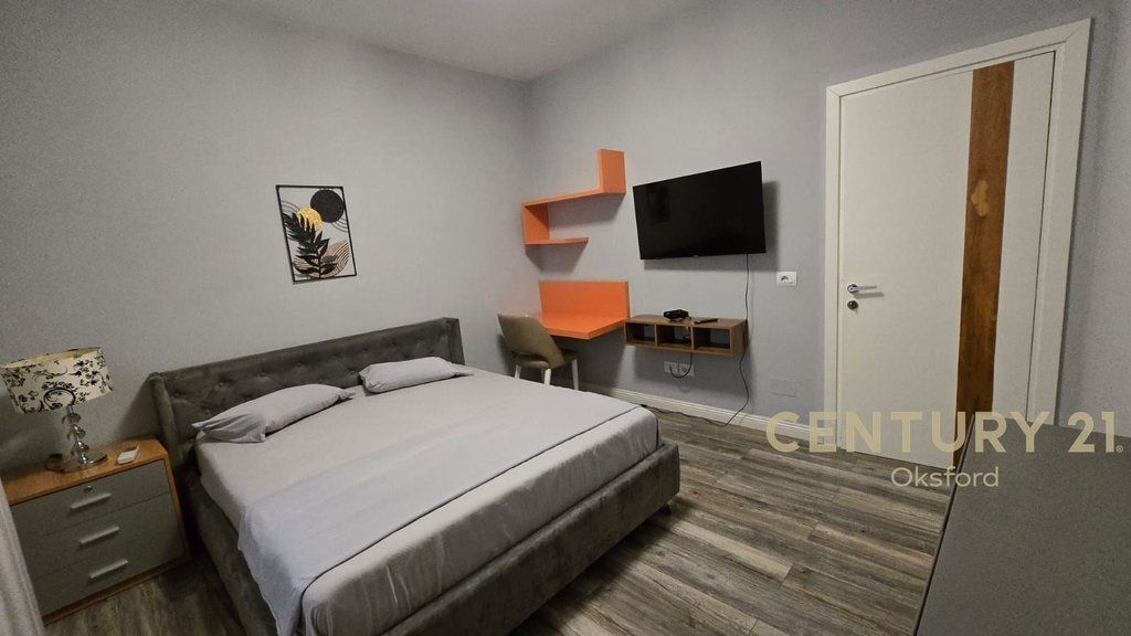 JEPET ME QIRA APARTAMENT 2+1+PARKIM NE SAUK 650 € /Muaj