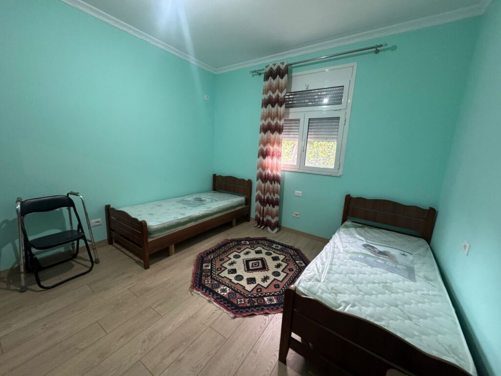 📣 QERA Apartament 2+1 Me 2 Tualete 📍 Selite, Prane Xhamise ✨