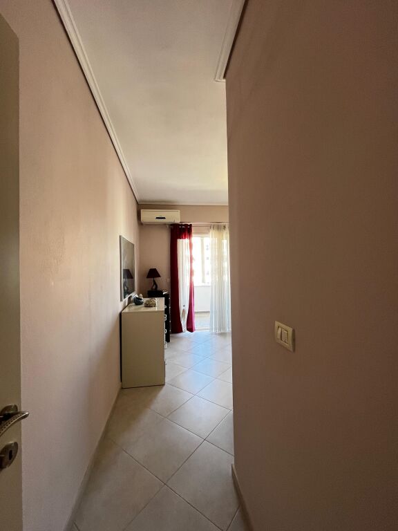 Apartament per qera tek Ujsjellesi Durres