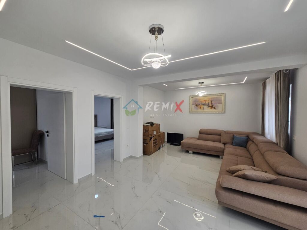 🏡 APPARTAMENTO 2+1 IN AFFITTO – VICINO ALLA CASERMA DEI POMPIERI, DURRËS!