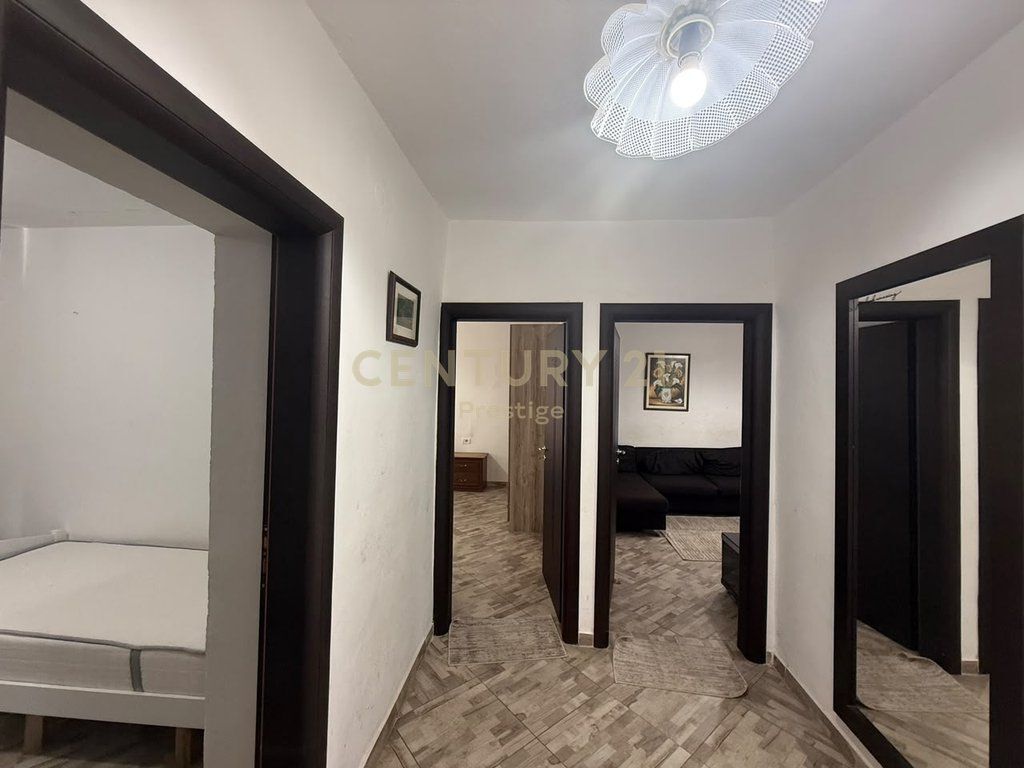 Shitet 2+1 ne Xhamllik, Tirane - 160'000 EURO