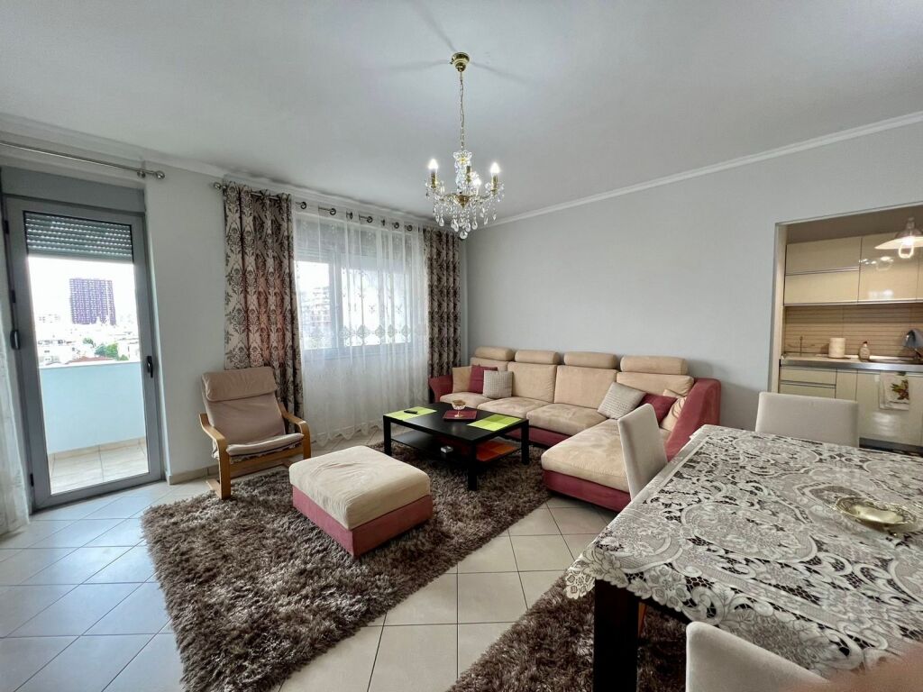 🏠 SHITET Apartament 3+1 📍 Rruga e “Kavajes” ✨