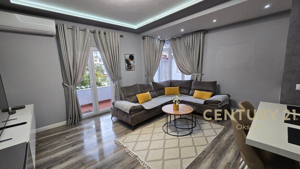 JEPET ME QIRA APARTAMENT 2+1+PARKIM NE SAUK 650 € /Muaj