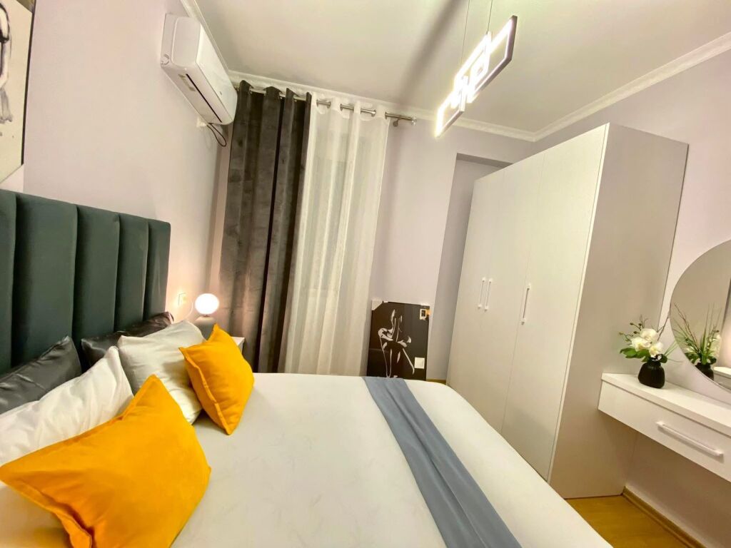 Jepet me qira apartament 2+1+2