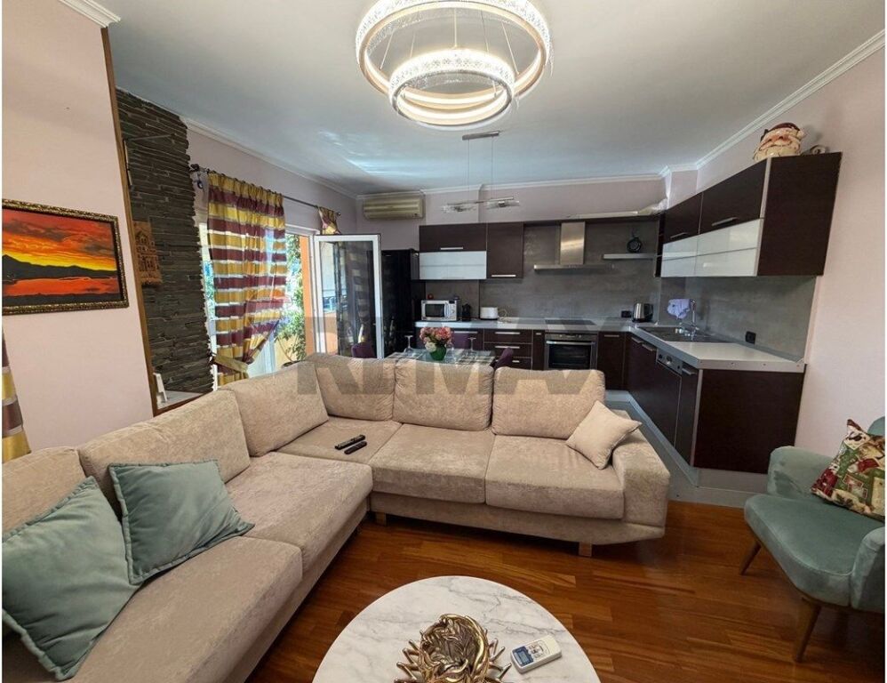 QERA, APARTAMENT 2+1, STDAIUMI AIR ALBANIA